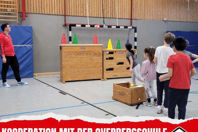 Kooperation Spexard Handball und Overbergschule